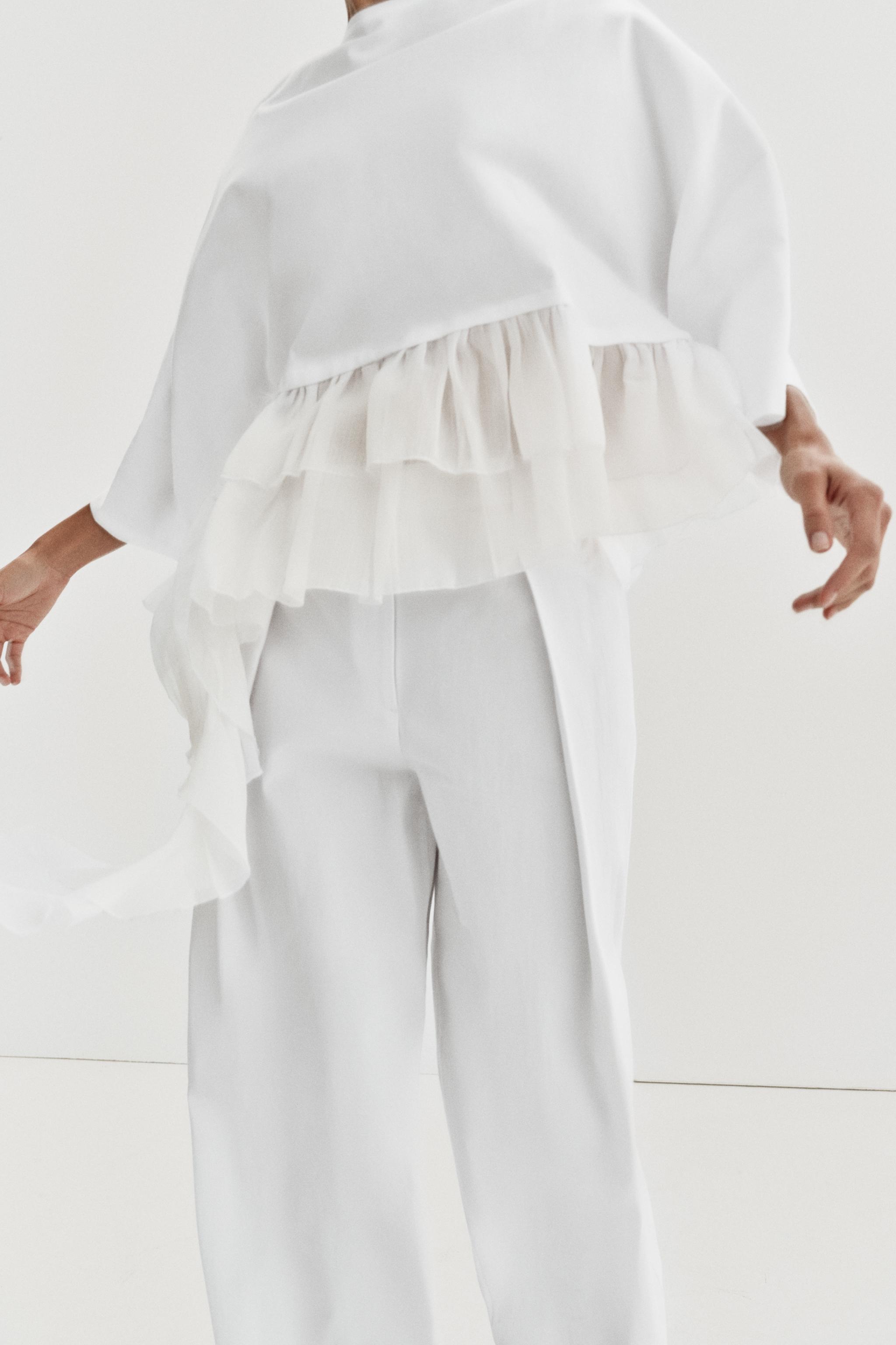 COMBINATION RUFFLE TOP